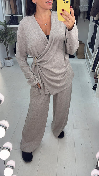 Sienna Plain V Neck Gold Detail Loungewear Set