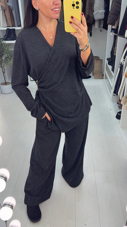 Sienna Plain V Neck Gold Detail Loungewear Set