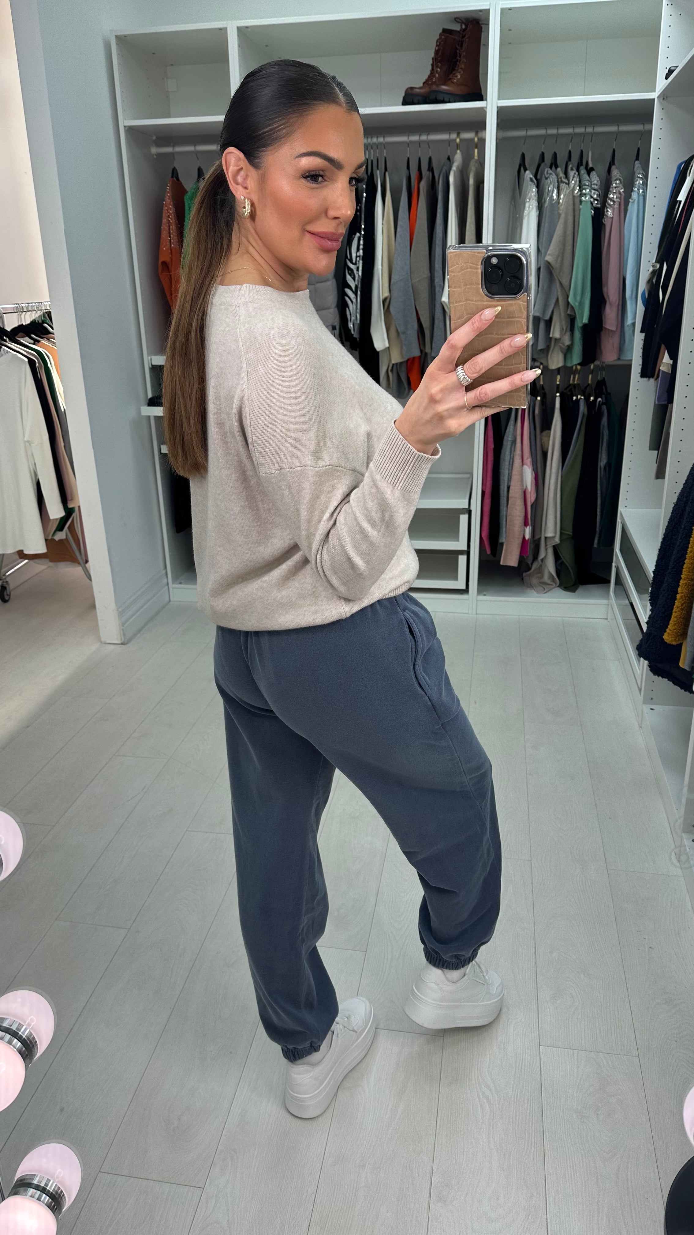 Veena Side Pocket Detail Joggers