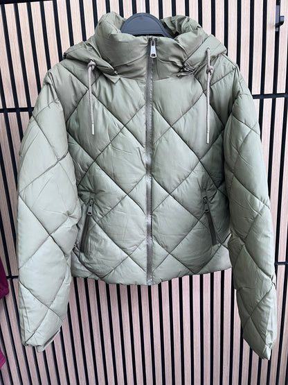 Zaya Diamond Stitch Quilted Hooded Jacket