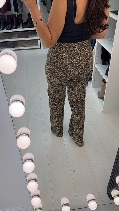 Saskiana Leopard Print Straight Leg Jeans