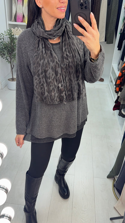 Petria Leopard Print Detailed 2 Piece Scarf Jumper