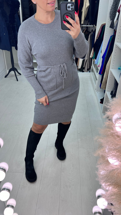 Pebbles Plain Pocket Detailed Toggle Cinched Waist Knit Jumper Dress