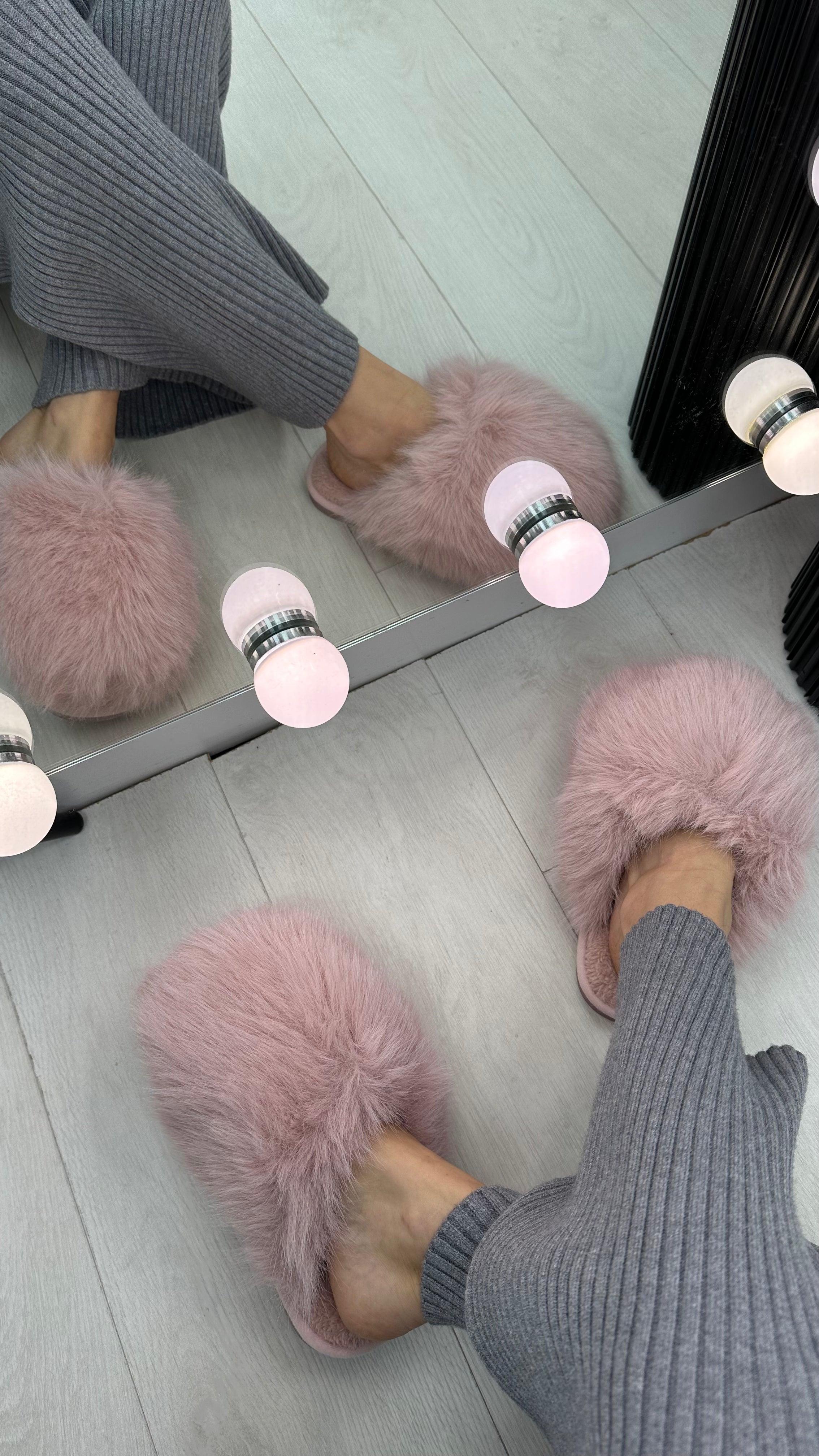 Prisha Faux Fur Fluffy Slippers