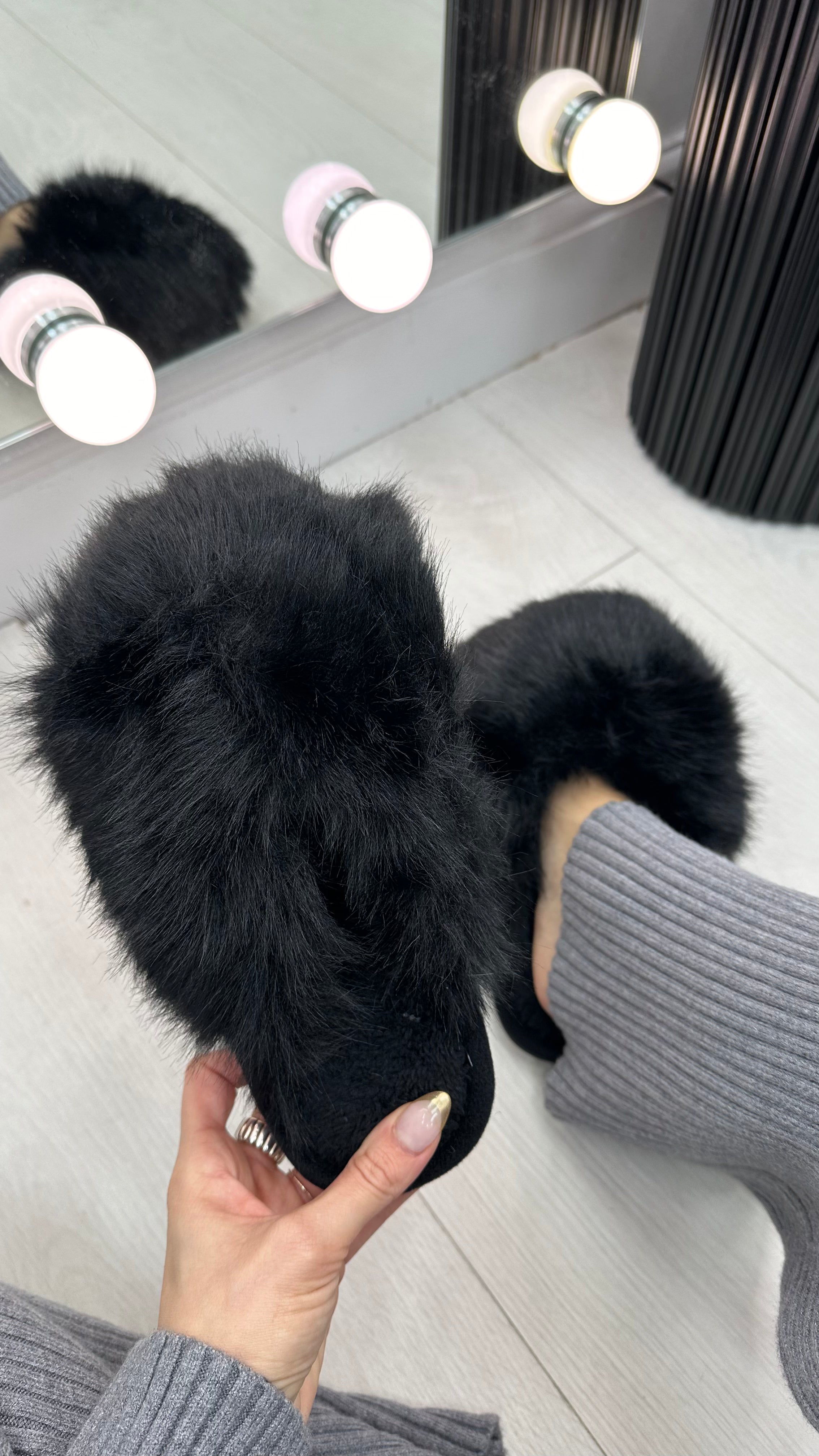 Prisha Faux Fur Fluffy Slippers