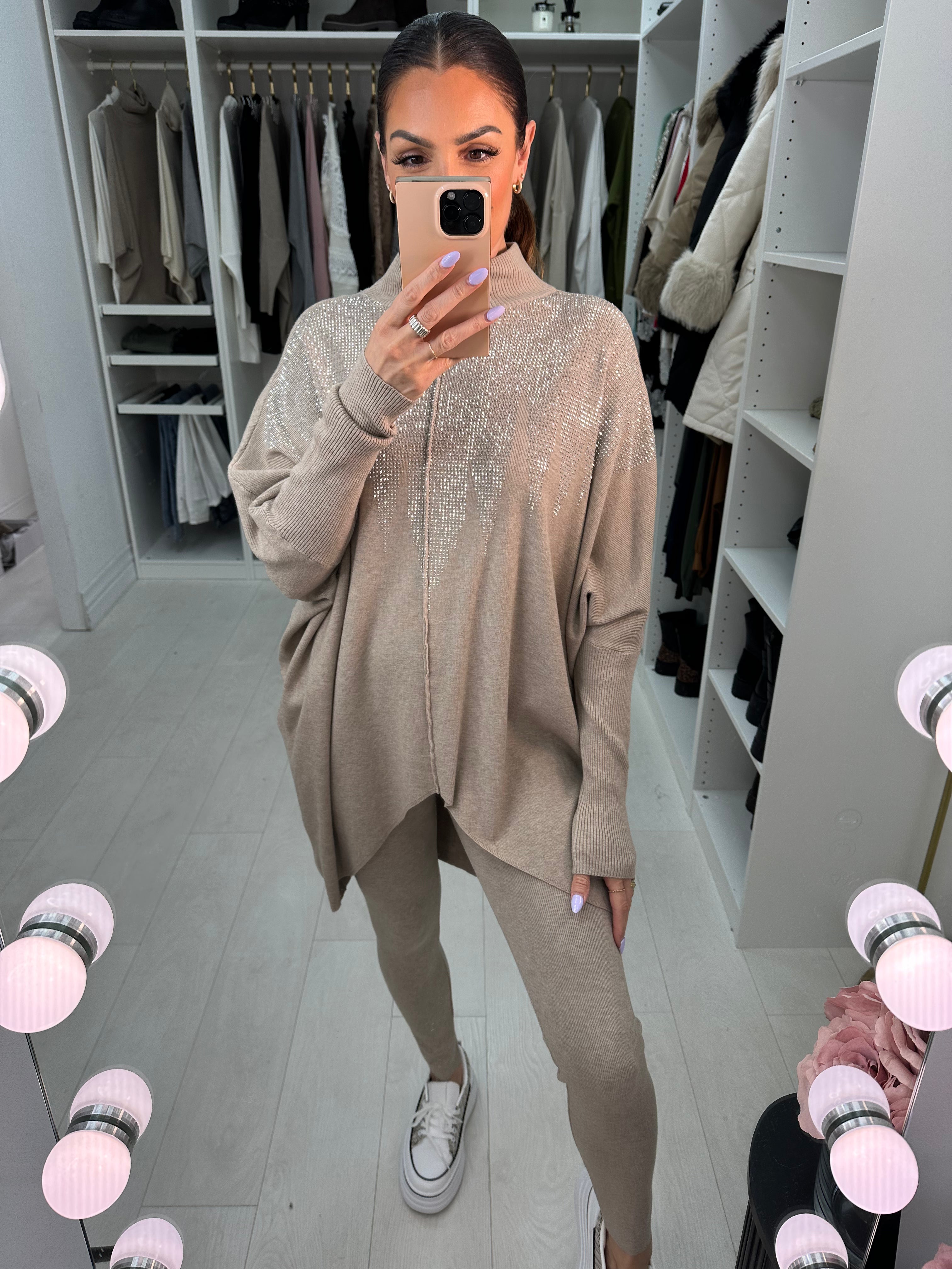 Jerika Diamante Detail Loungeset