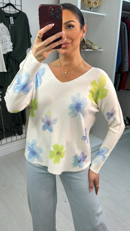 Lindy Watercolour Flower Print Thin Knit Jumper