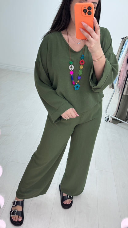 Suzanna Loose Fit Trouser Set