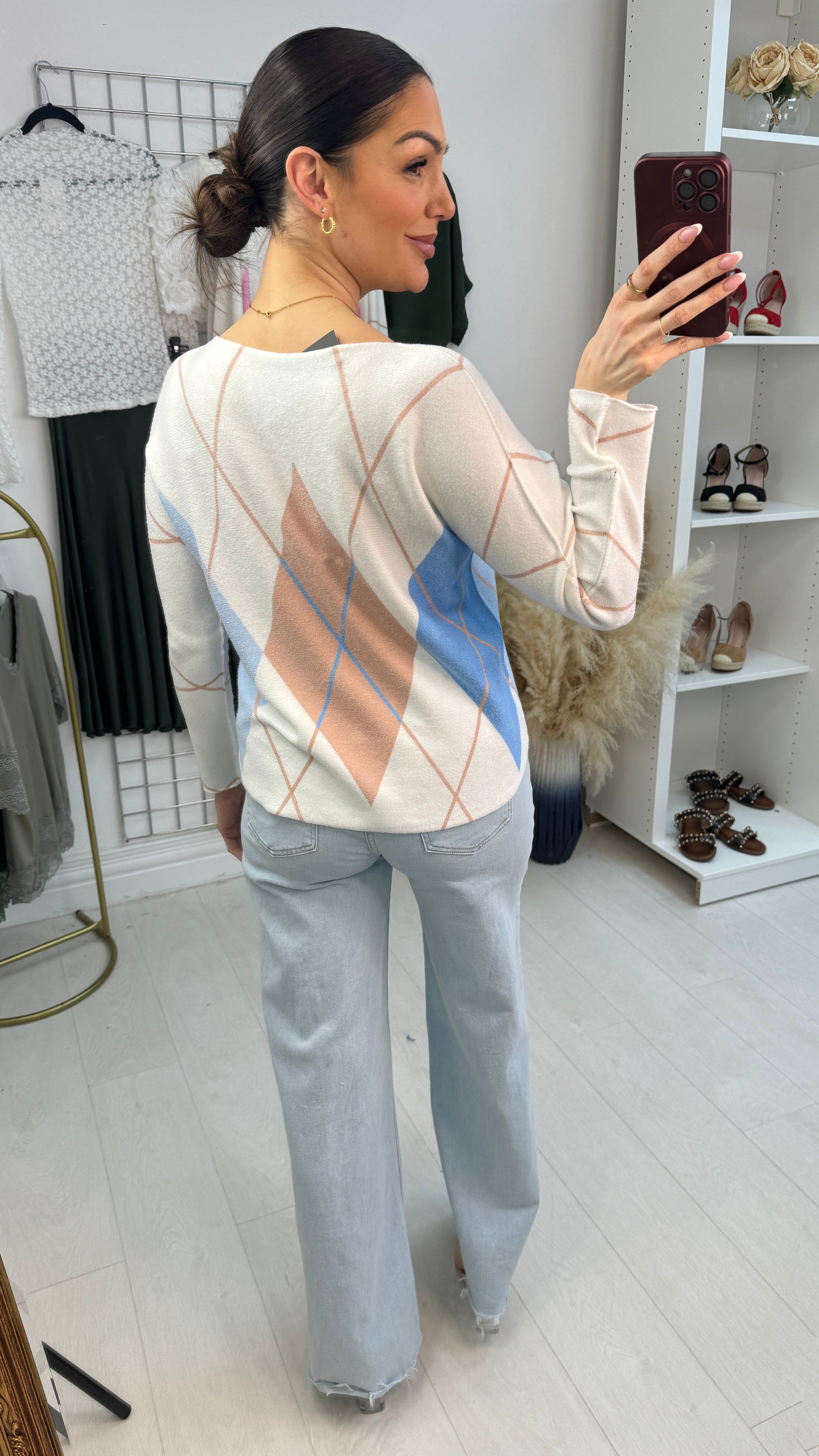 Sereia Argyle Pattern V Neck Super Soft Knit Jumper