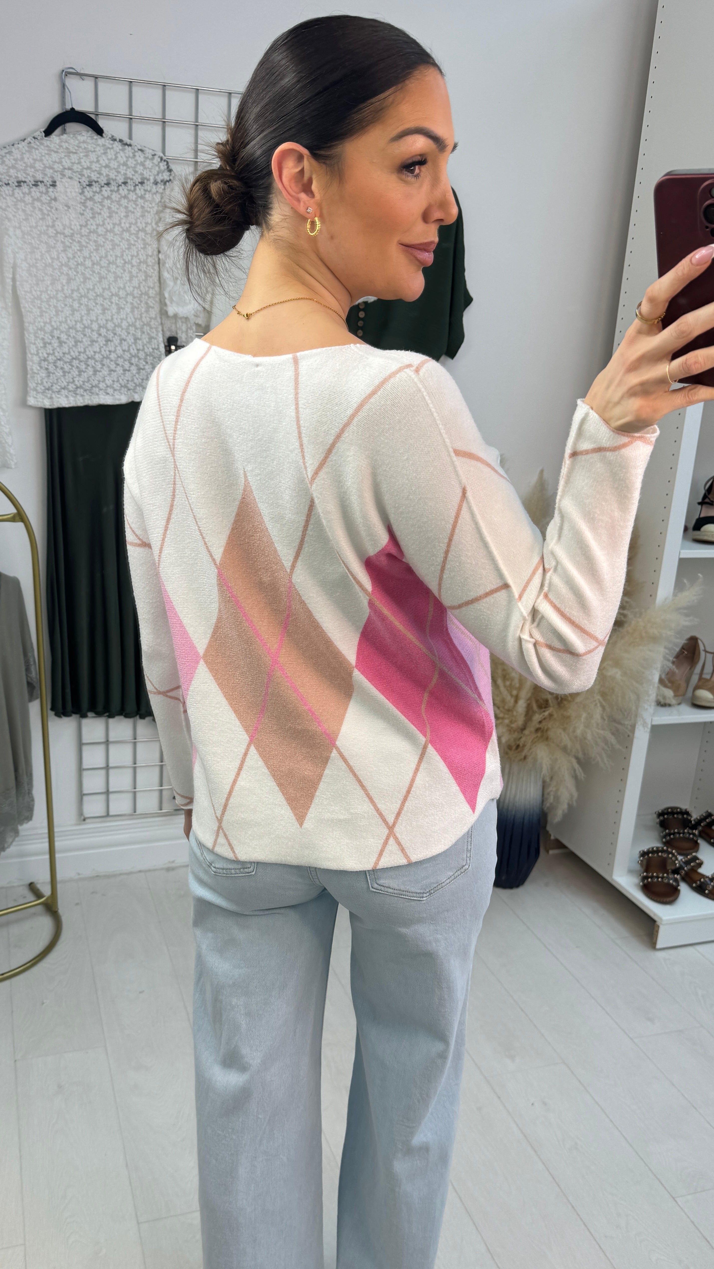 Sereia Argyle Pattern V Neck Super Soft Knit Jumper