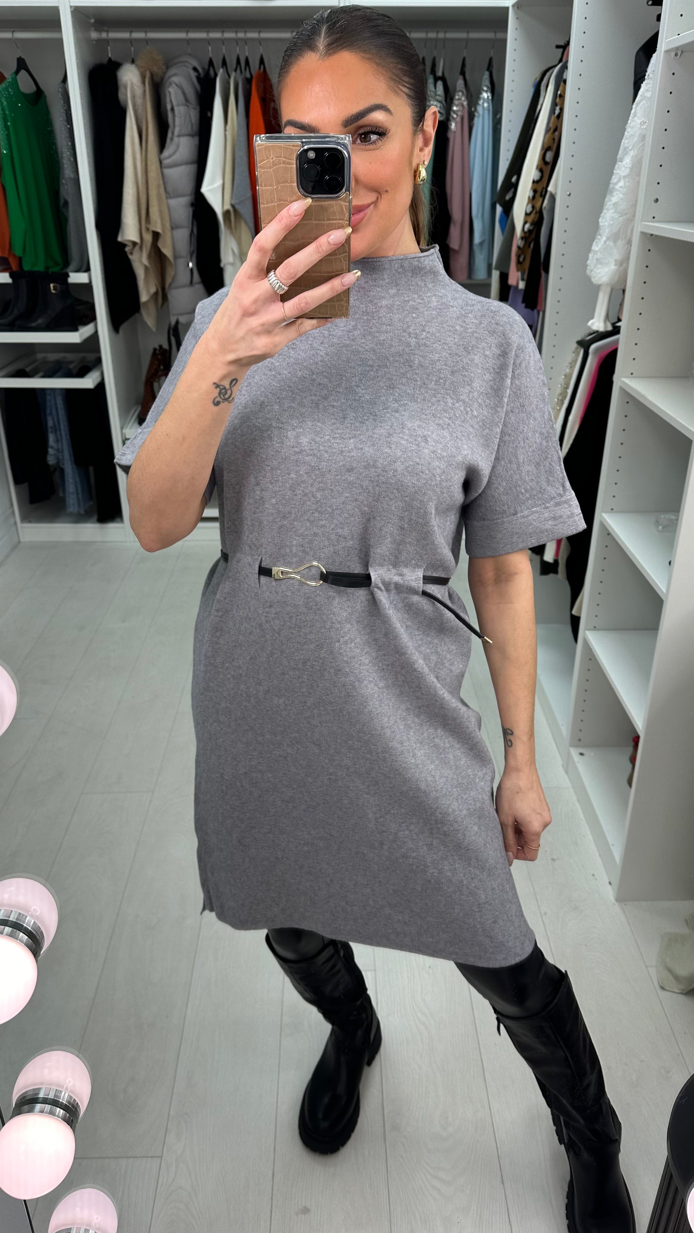 Silva Short Sleeve Belted Knitted Dress