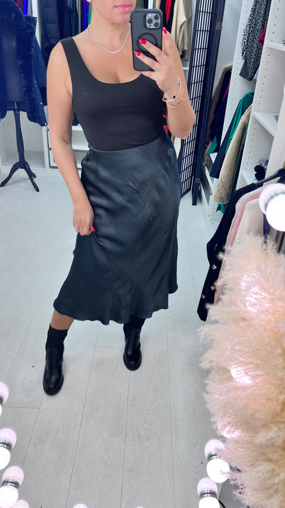 Drea Elasticated Waist Satin Midi Skirt