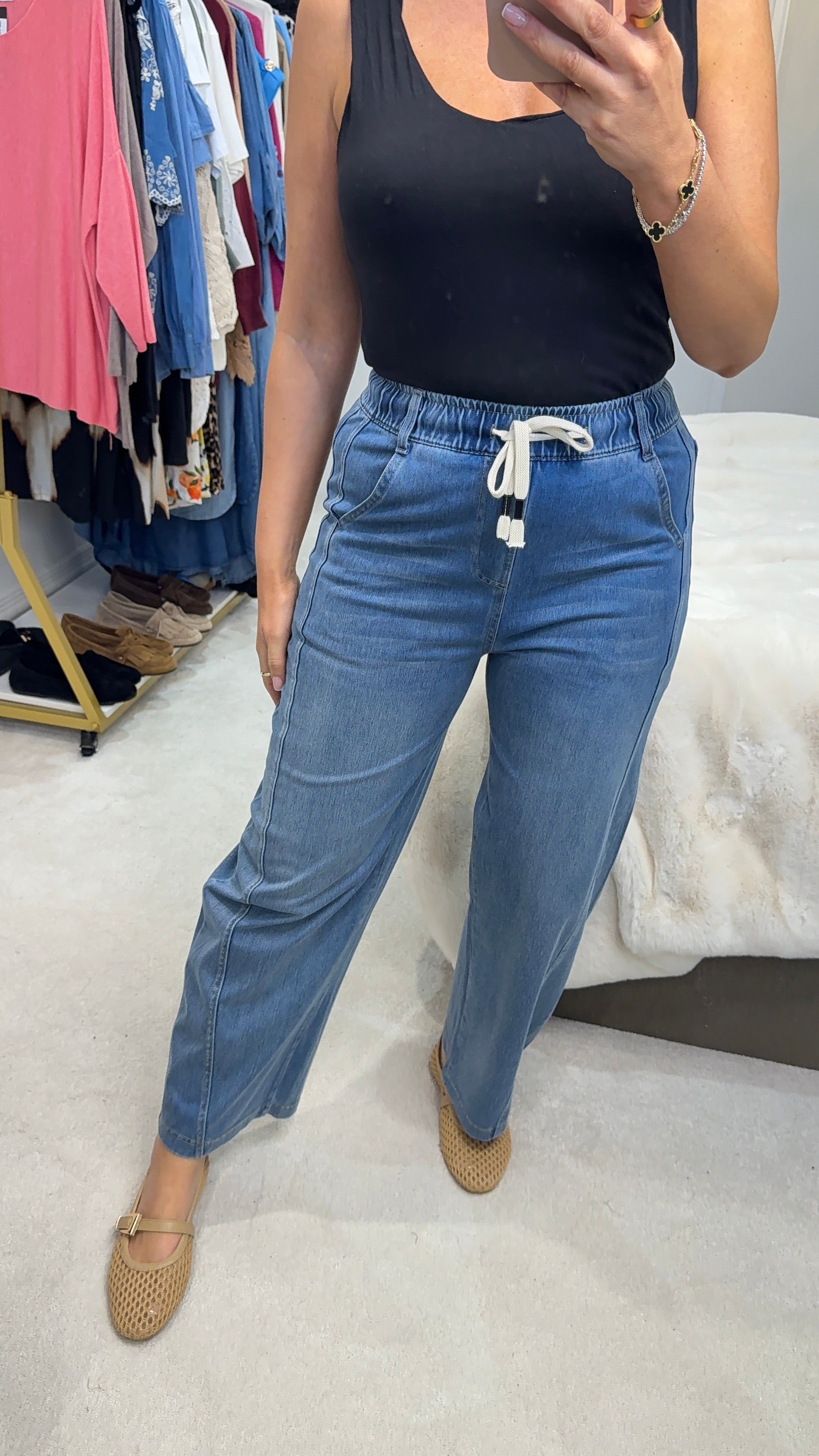 Briley Barrel Leg Jogger Jeans