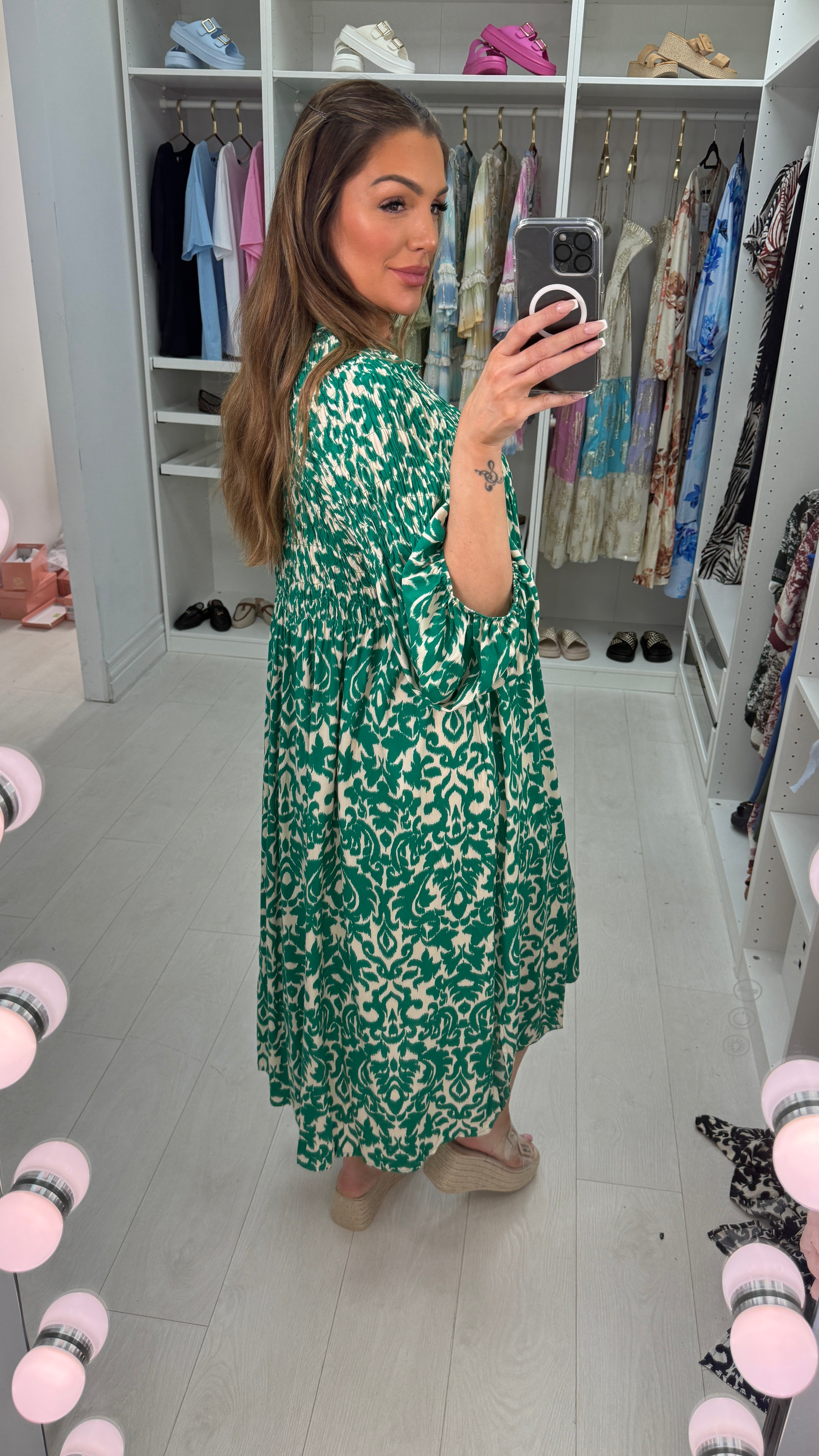 Zaniyah Abstract Print Loose Fit Maxi Dress