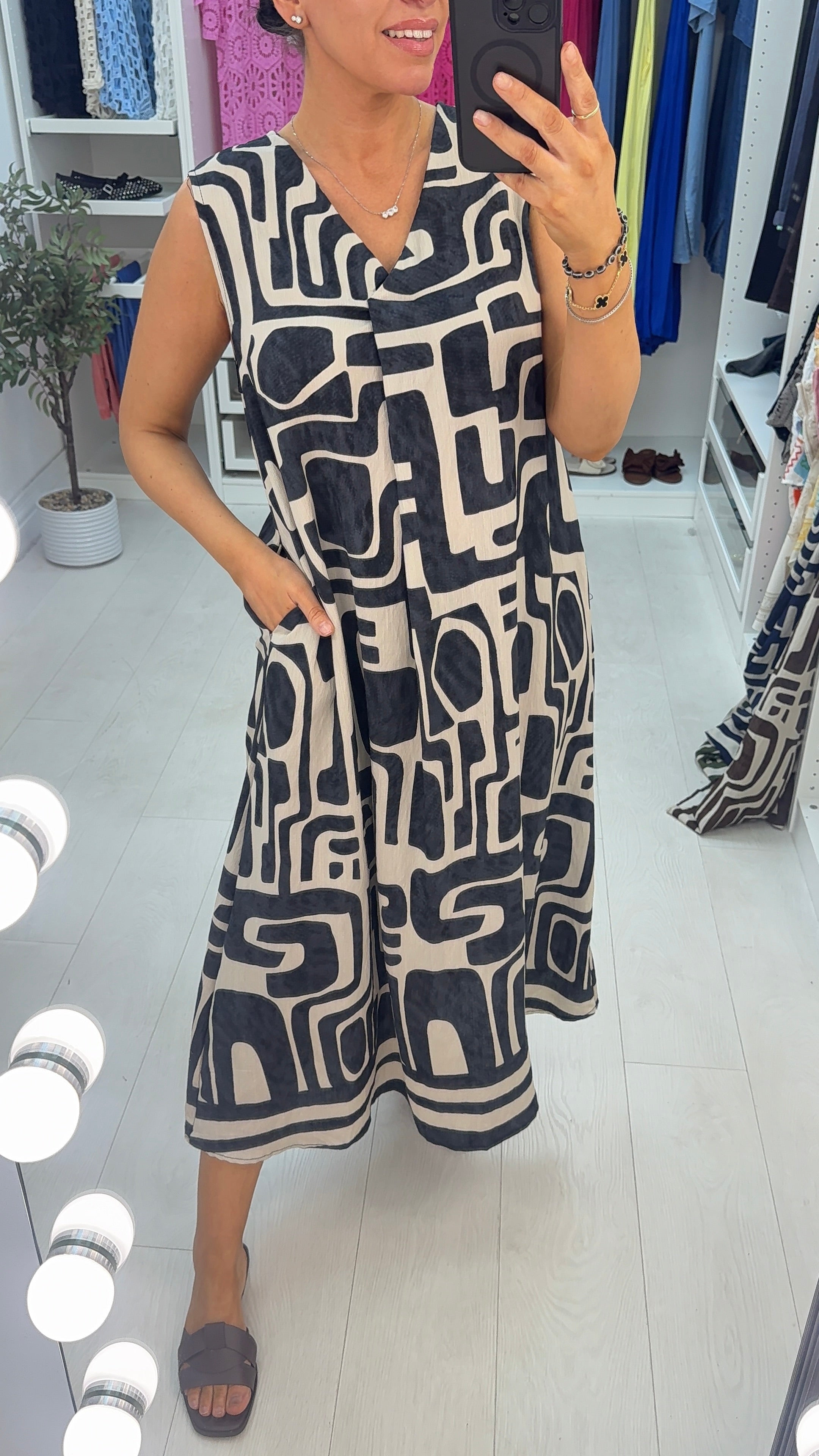 Loula Abstract V Neck Loose Fit Maxi Dress