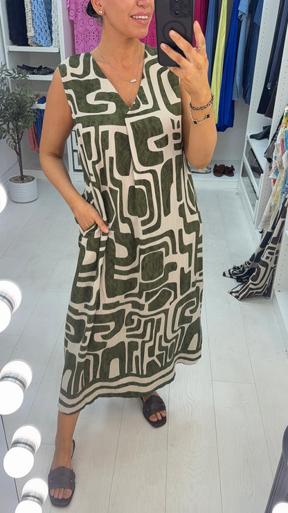 Loula Abstract V Neck Loose Fit Maxi Dress