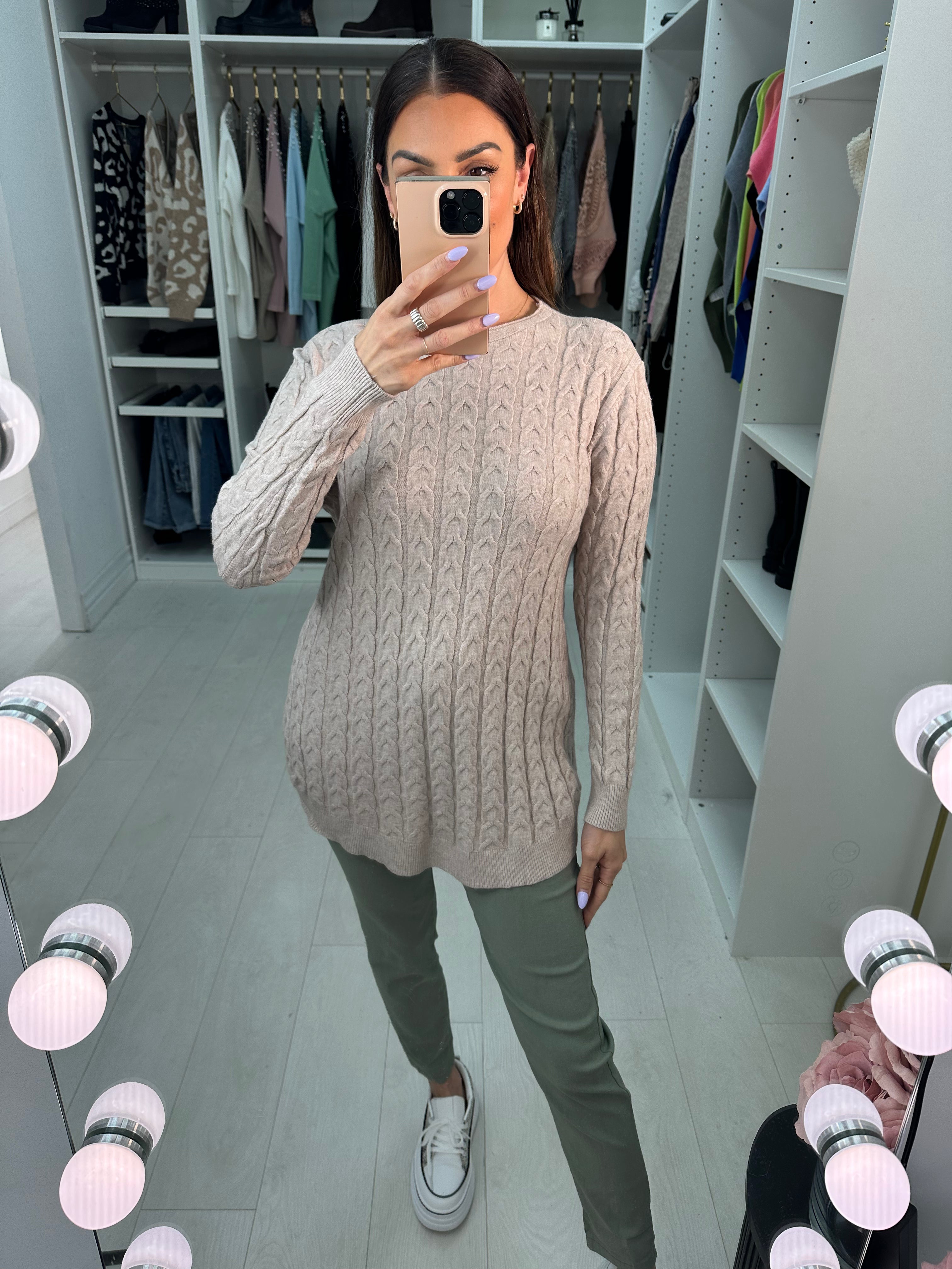 Genesis Curved Hem Cable Knit Jumper