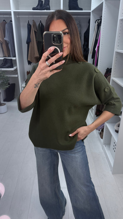 Vinna Plain Button Detail 3/4 Sleeve Jumper