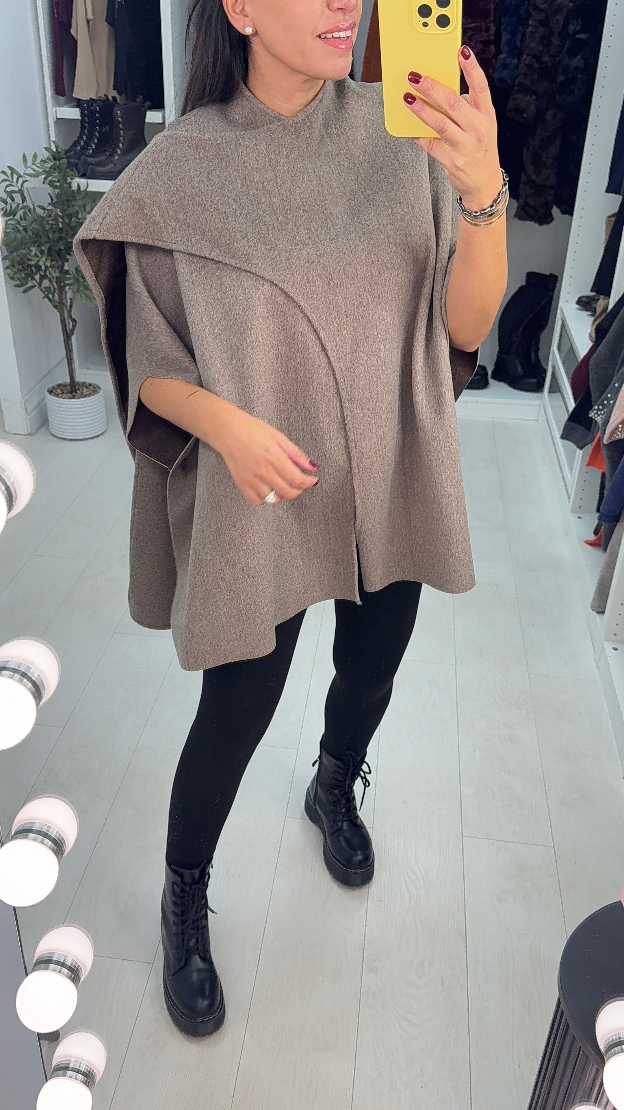 Farrah Super Soft Wrap