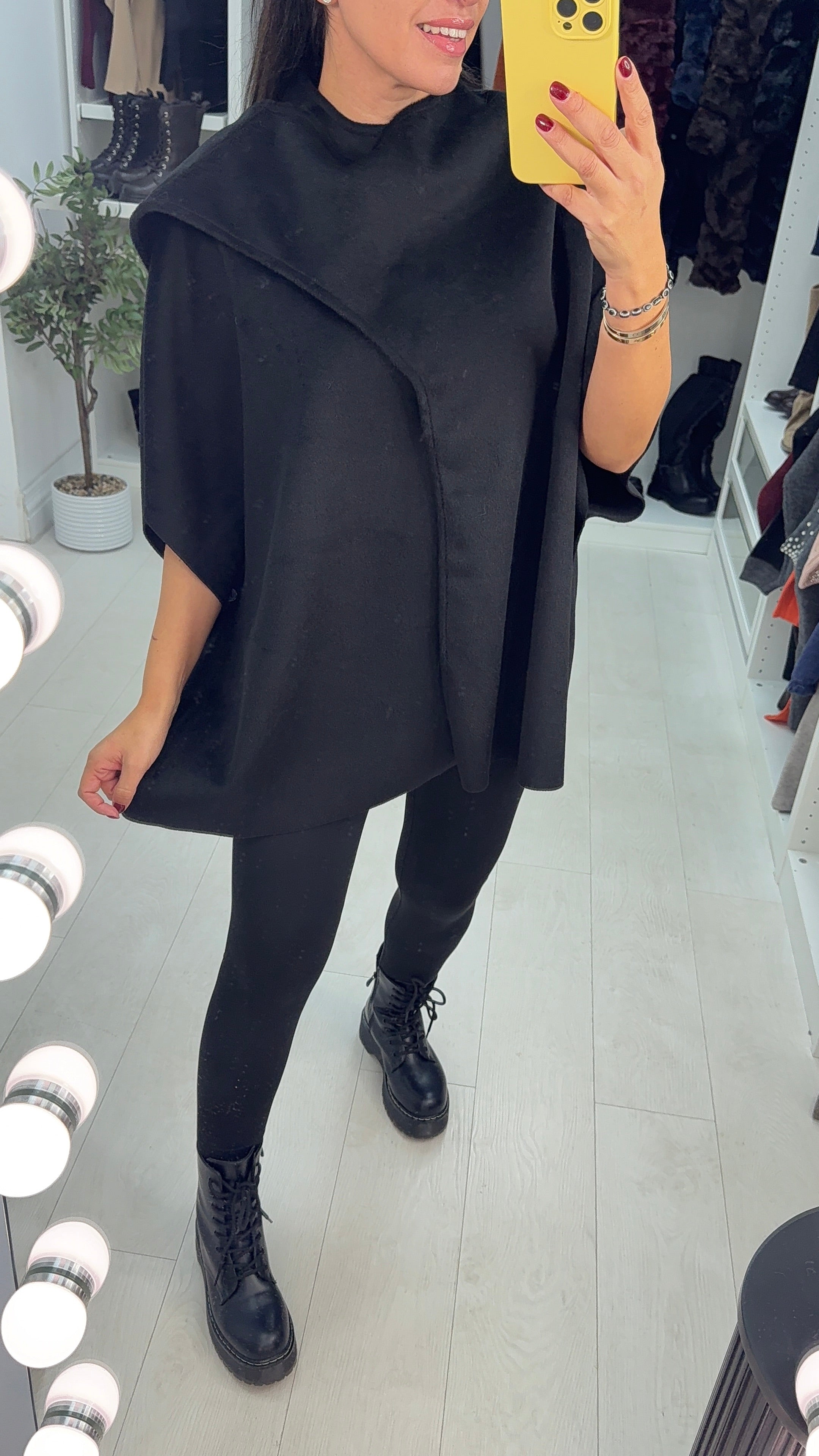 Farrah Super Soft Wrap