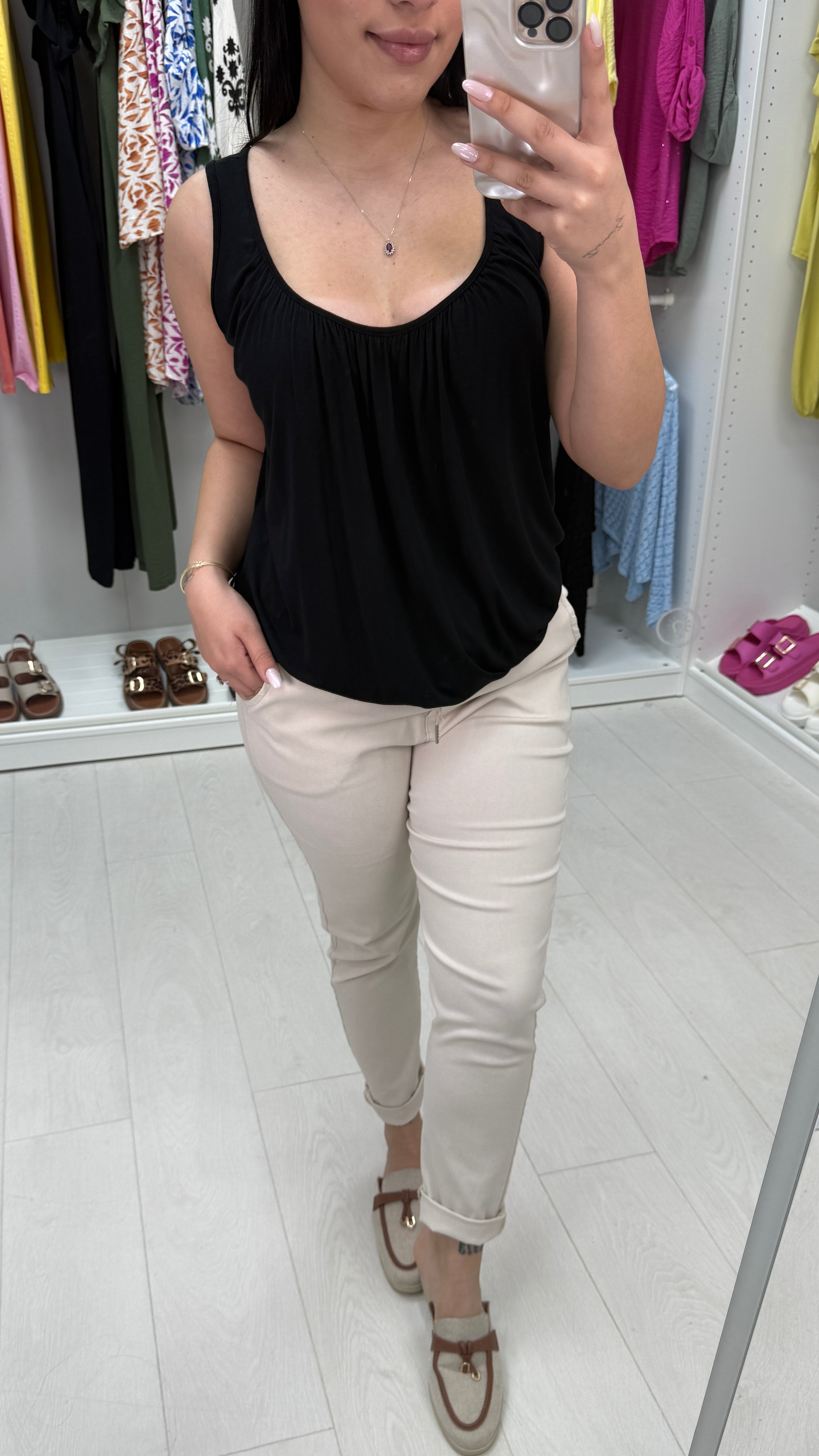 Cece Elastic Hem Bubble Basic Vest