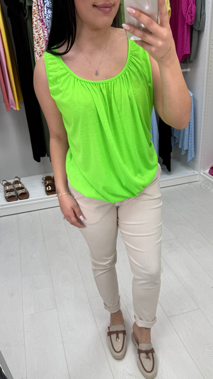 Cece Elastic Hem Bubble Basic Vest