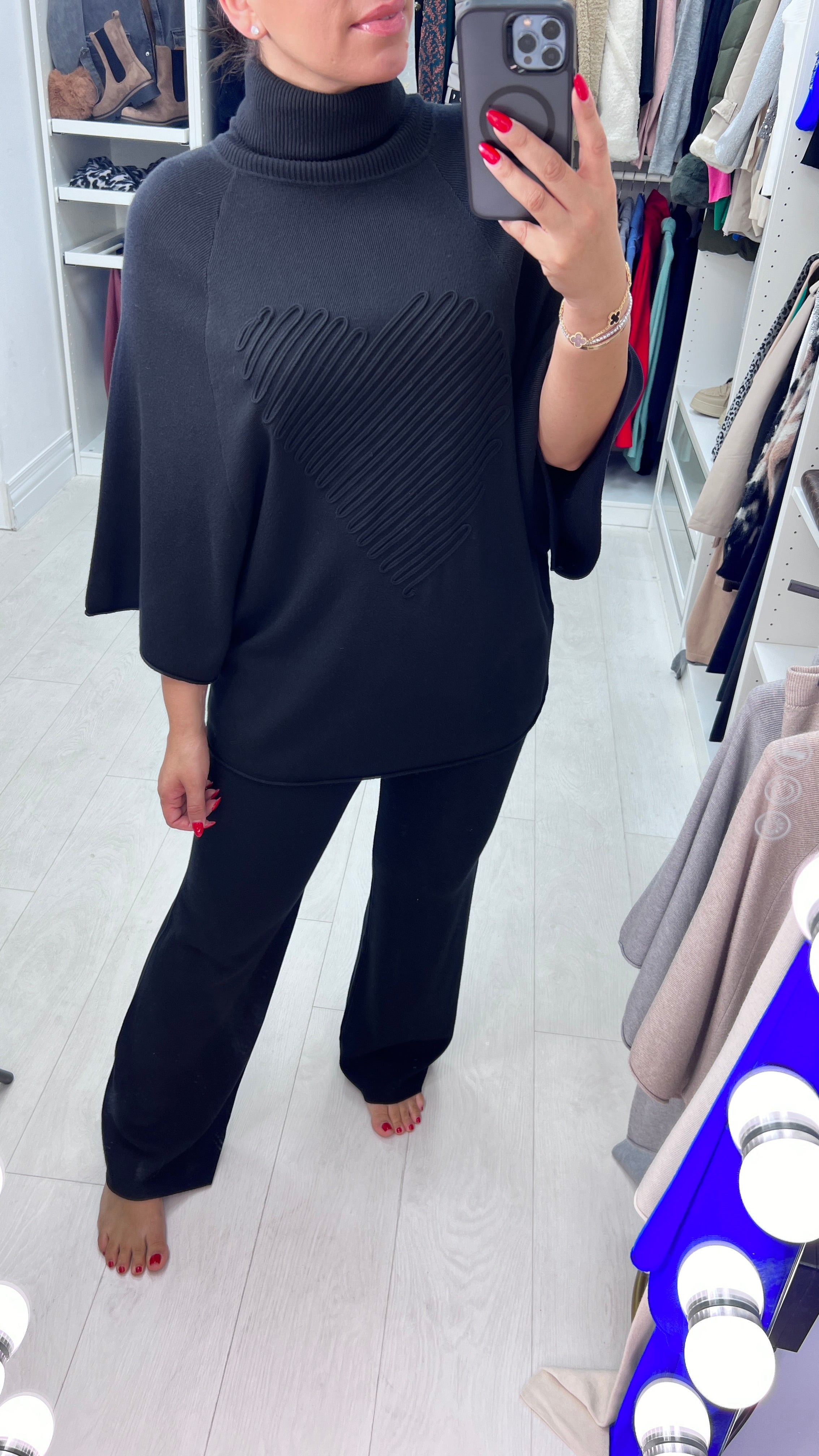 Kali Swirl Heart Knit Loungewear Set