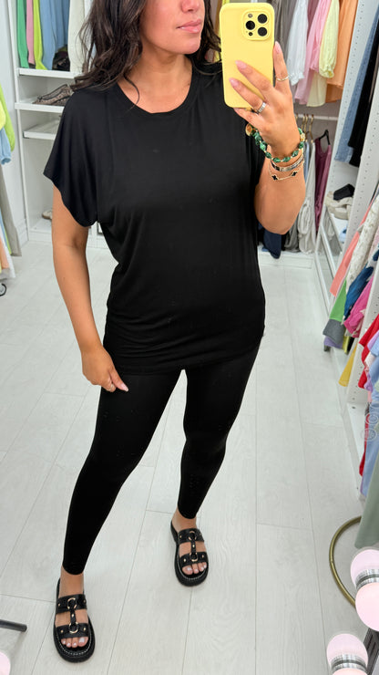 Jane Plain Round Neck T-Shirt