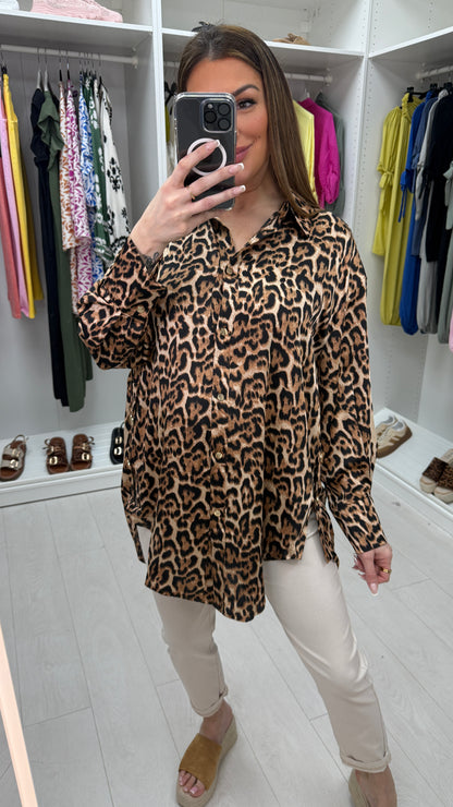 Frances Leopard Print Dipped Hem Shirt