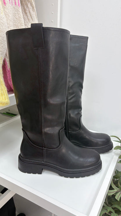 Ellee Faux Leather Chunky Sole Boots