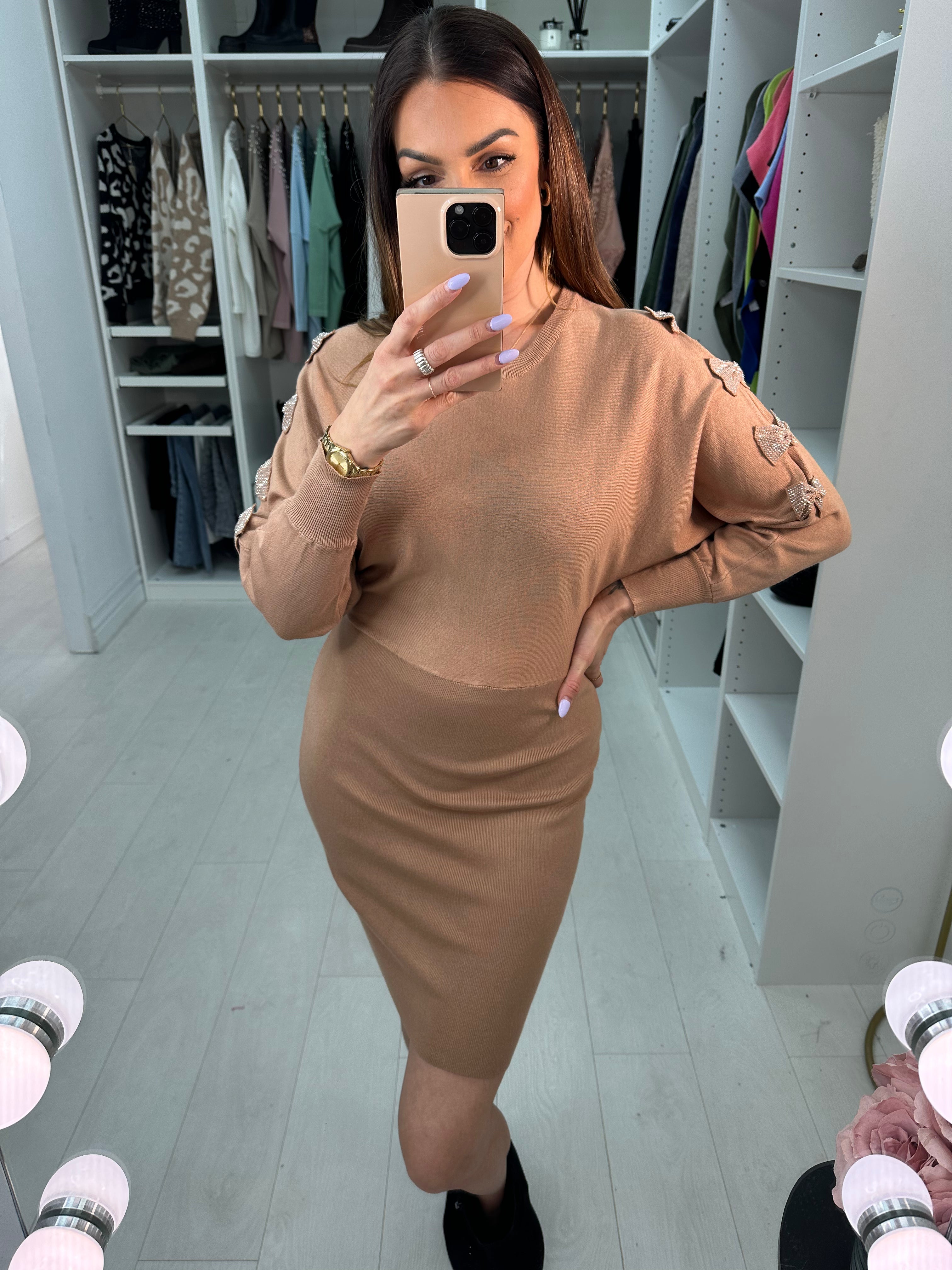 Rizz Diamante Bow Sleeve Detailed Knit Jumper