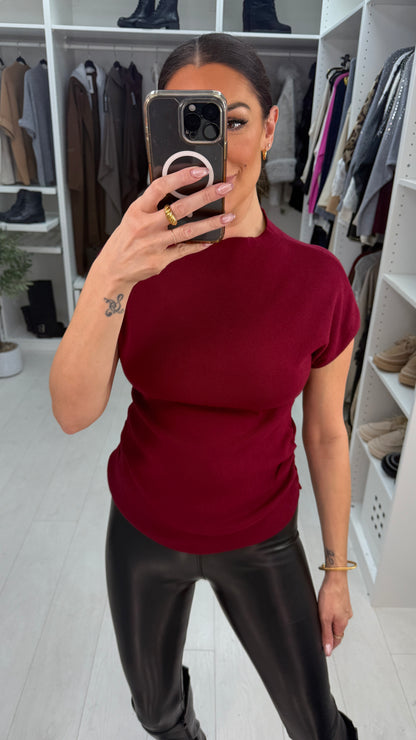 Dafnee Plain Ruched Side Knitted Top