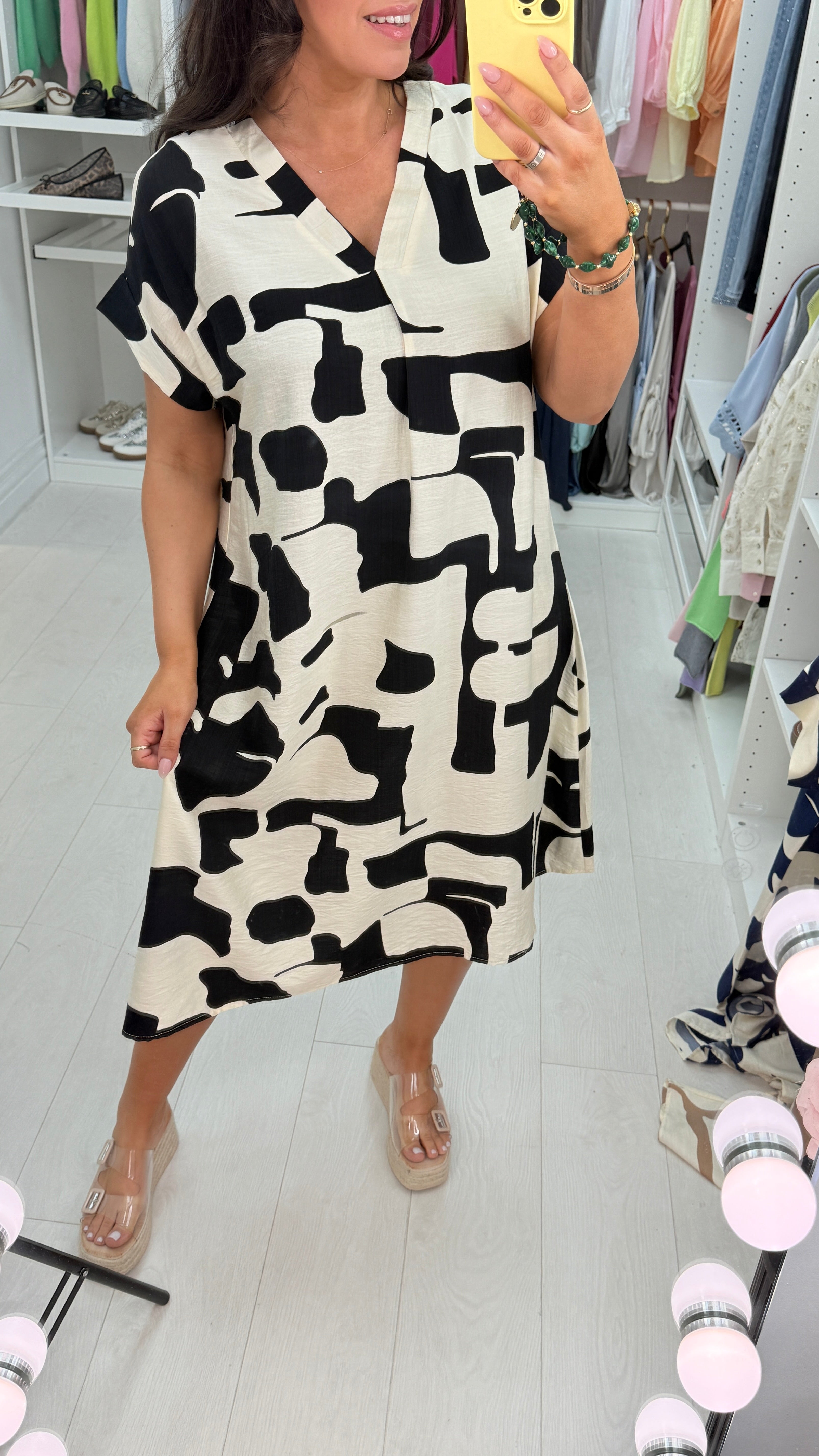 Annika Abstract Print V Neck Loose Fit Dress