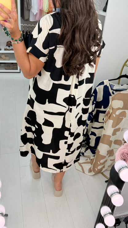 Annika Abstract Print V Neck Loose Fit Dress