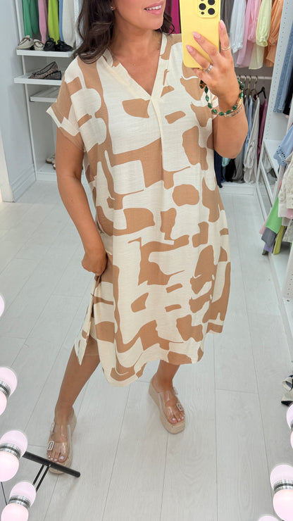 Annika Abstract Print V Neck Loose Fit Dress