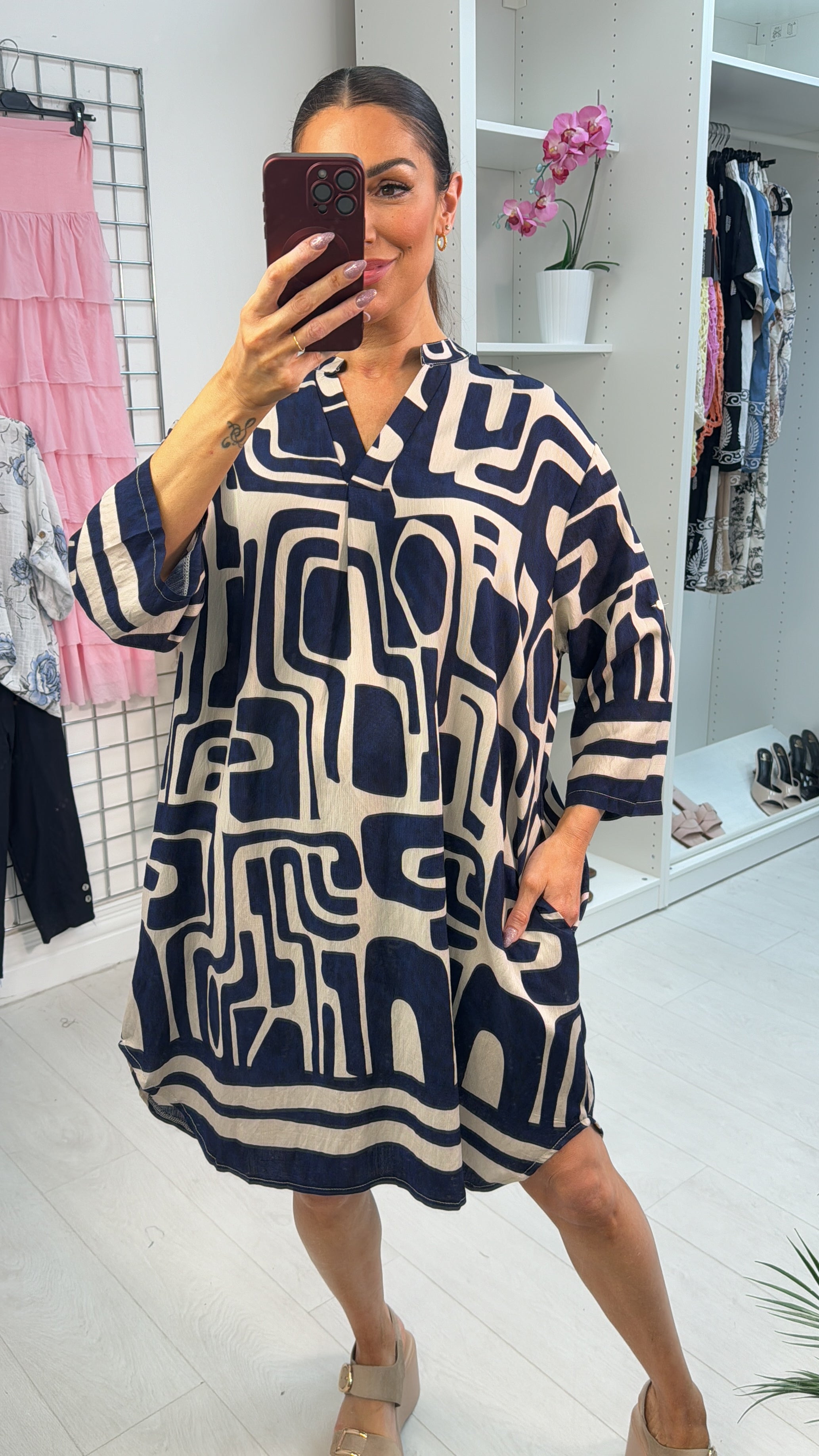 Essie Abstract Print V Neck Loose Fit Dress