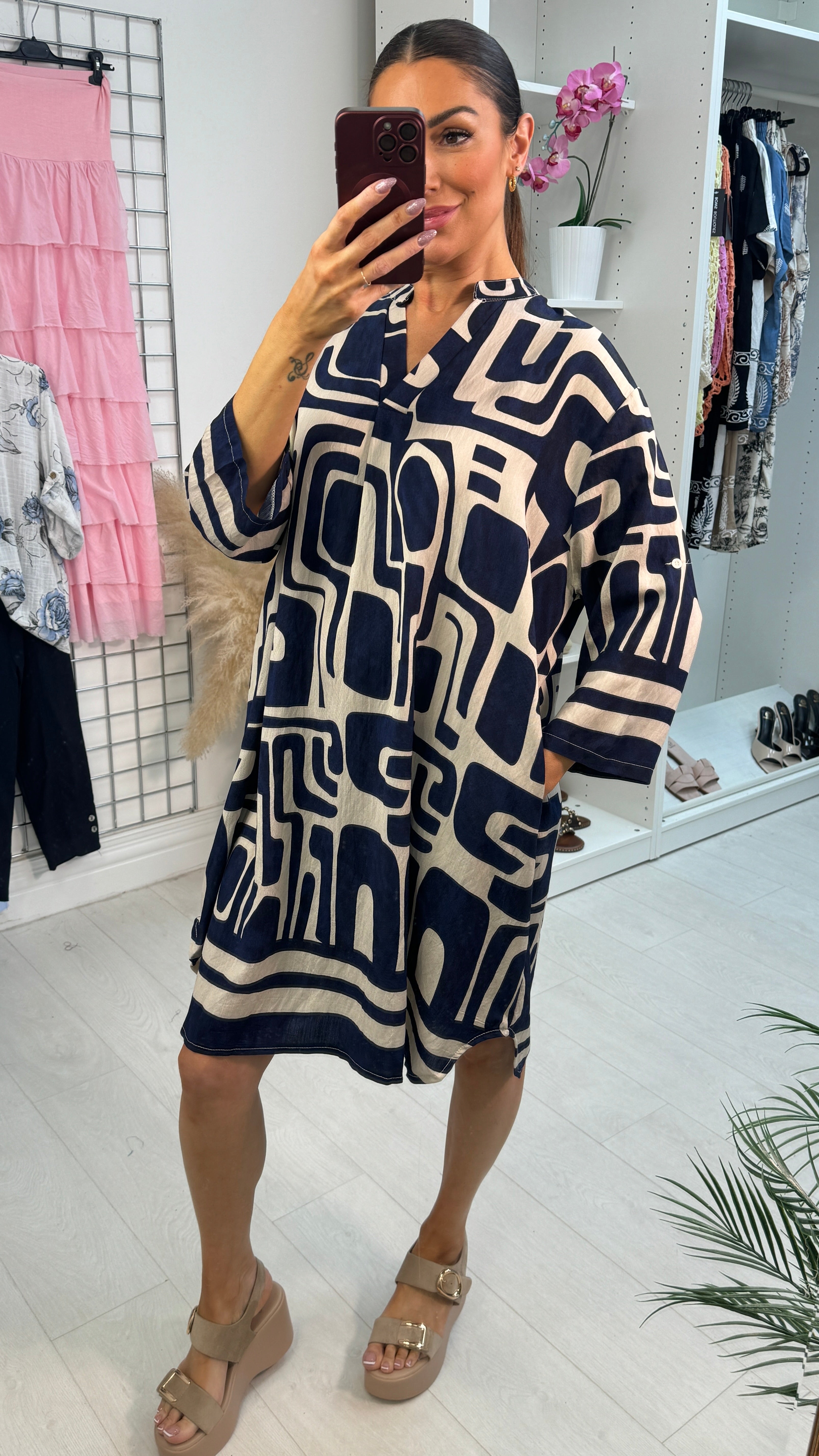 Essie Abstract Print V Neck Loose Fit Dress