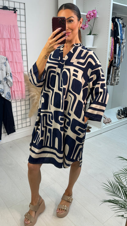 Essie Abstract Print V Neck Loose Fit Dress