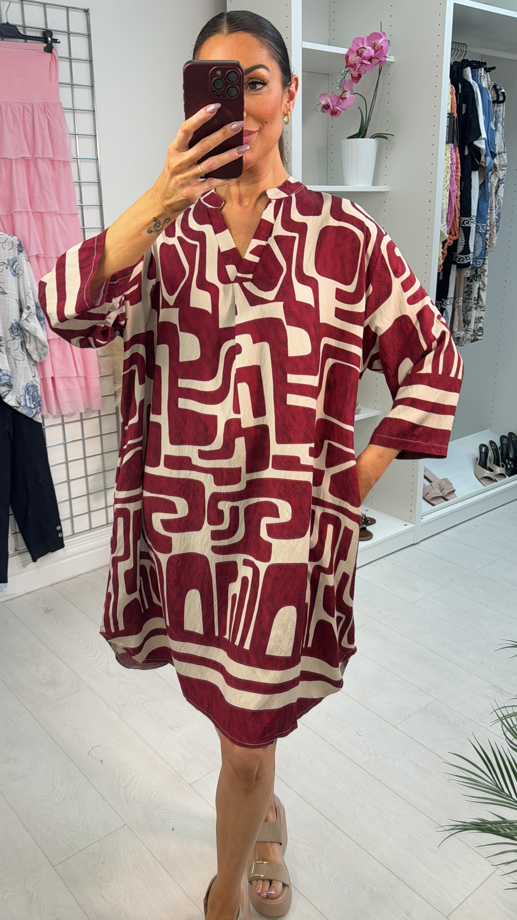 Essie Abstract Print V Neck Loose Fit Dress