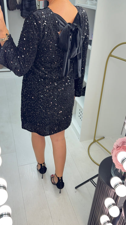 Lisana Sequin Embellished Bow Back Midi Dress