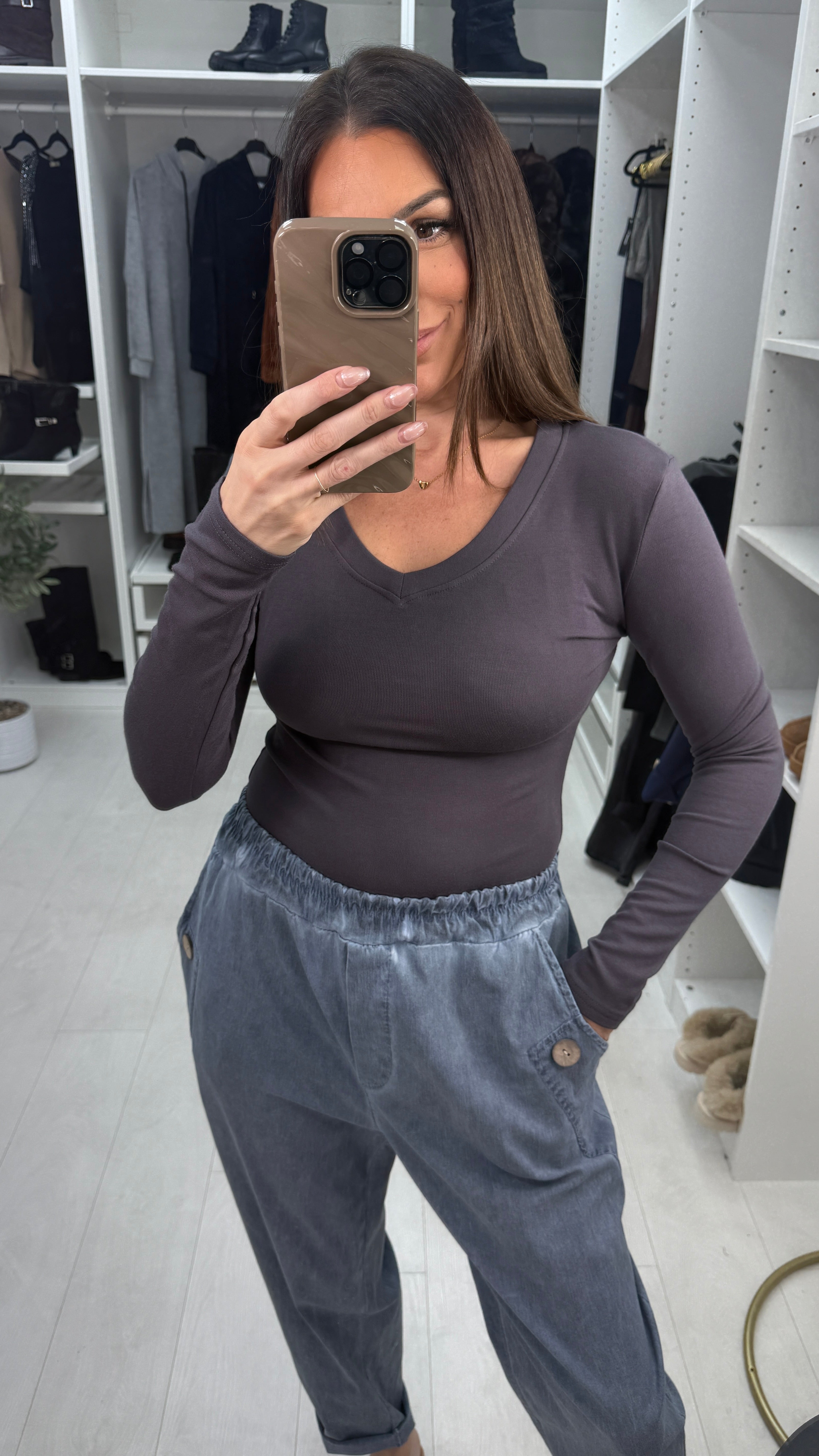 Freddie Plain V Neck Long Sleeve Basic Top