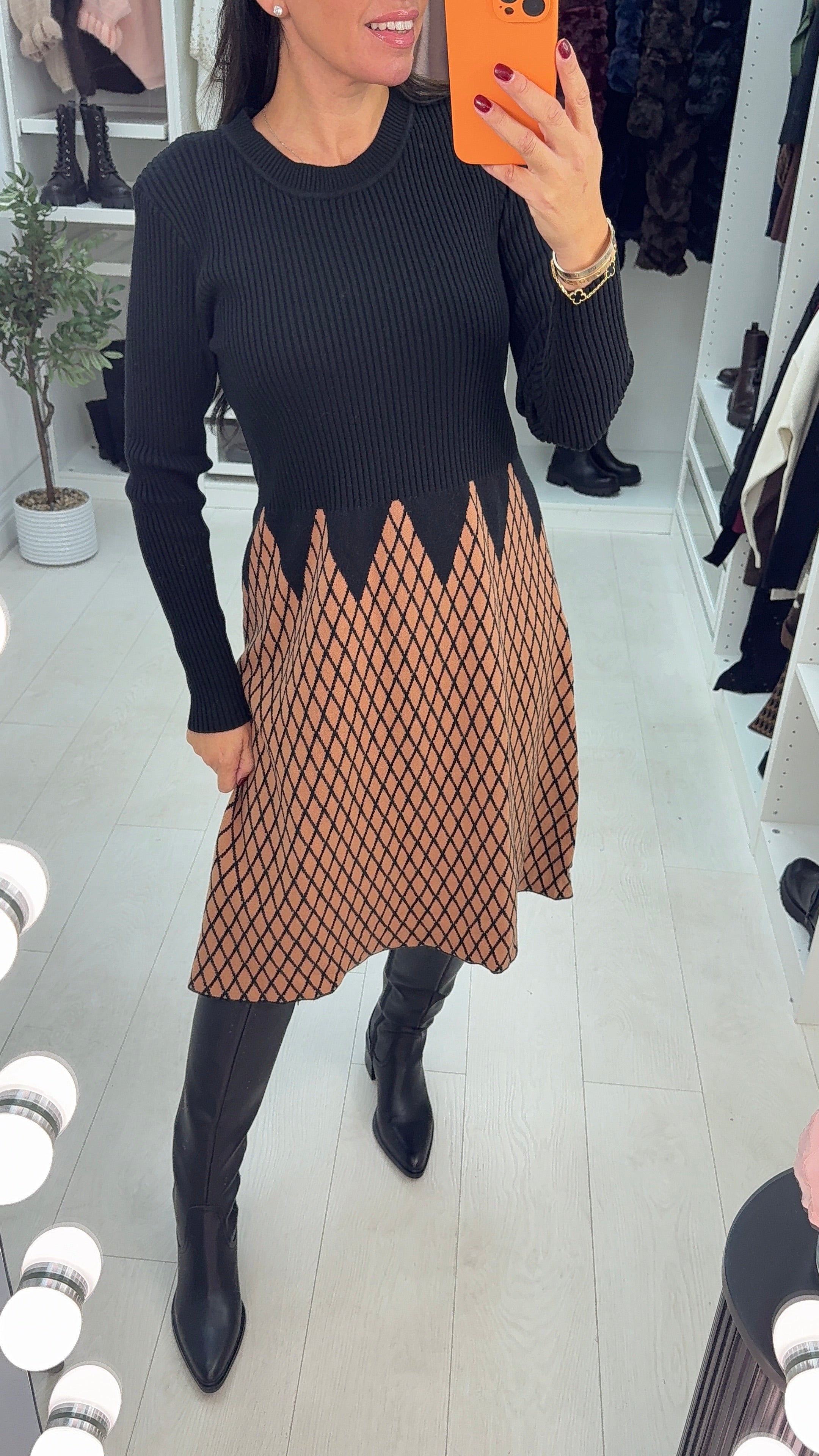 Giorga Ribbed Midi Skater Dress