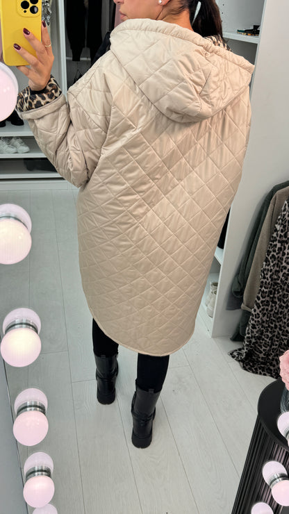 Trace Lightweight Hooded Oversized Quilted Jacket