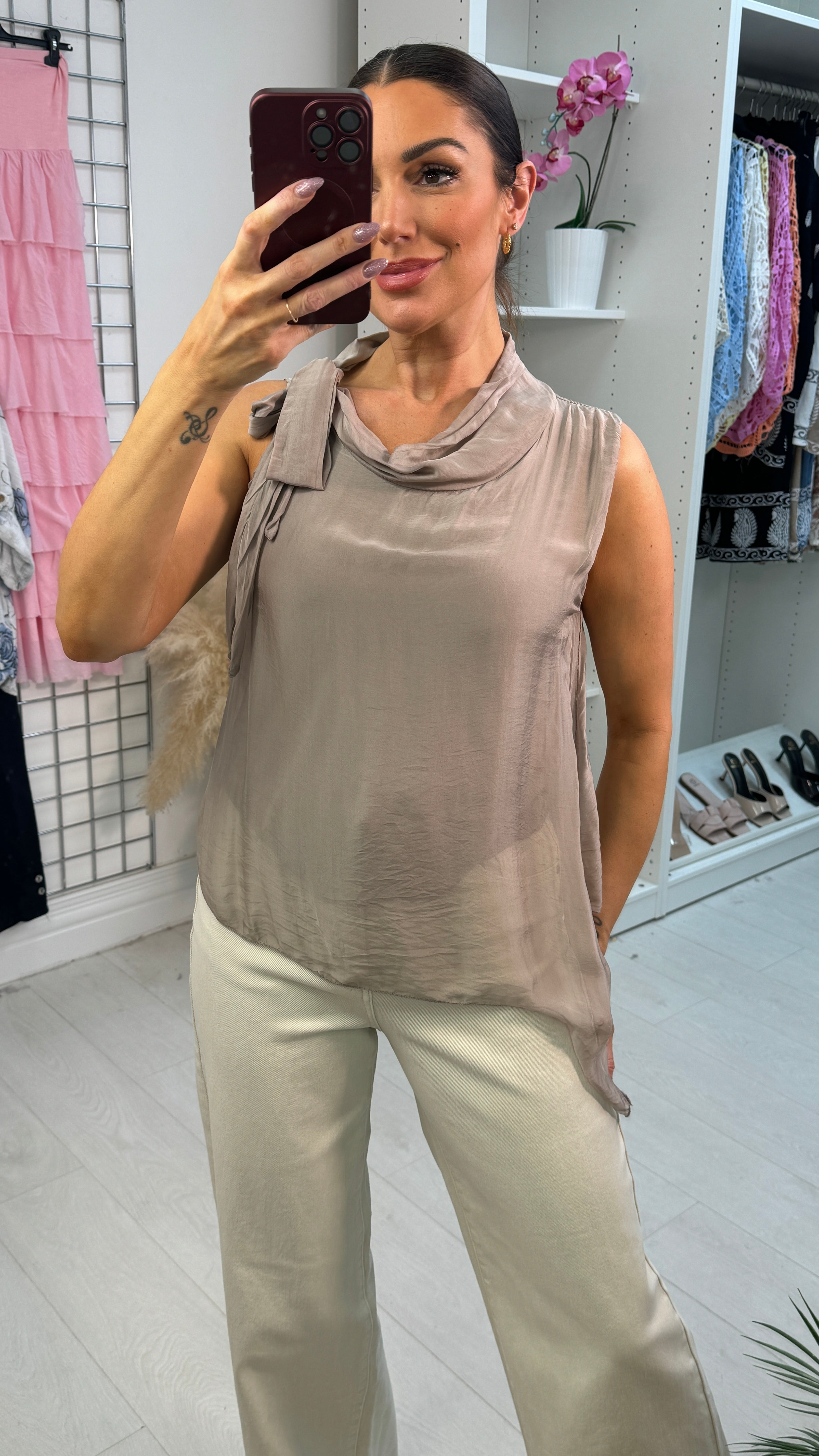 Noray Plain Tie Neck Detail Chiffon Top