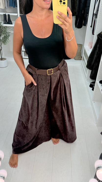 Layara Plain Belted Wide Leg Trousers