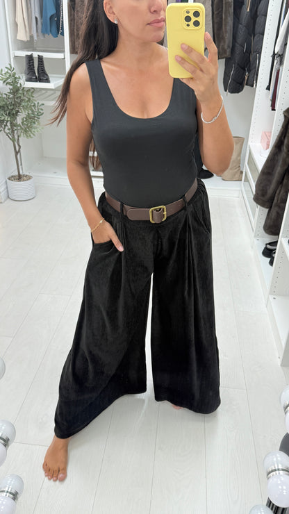 Layara Plain Belted Wide Leg Trousers