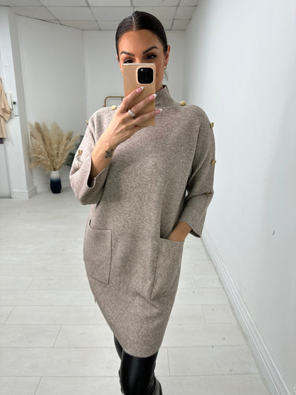 Vivian Button Detailed Longline Jumper