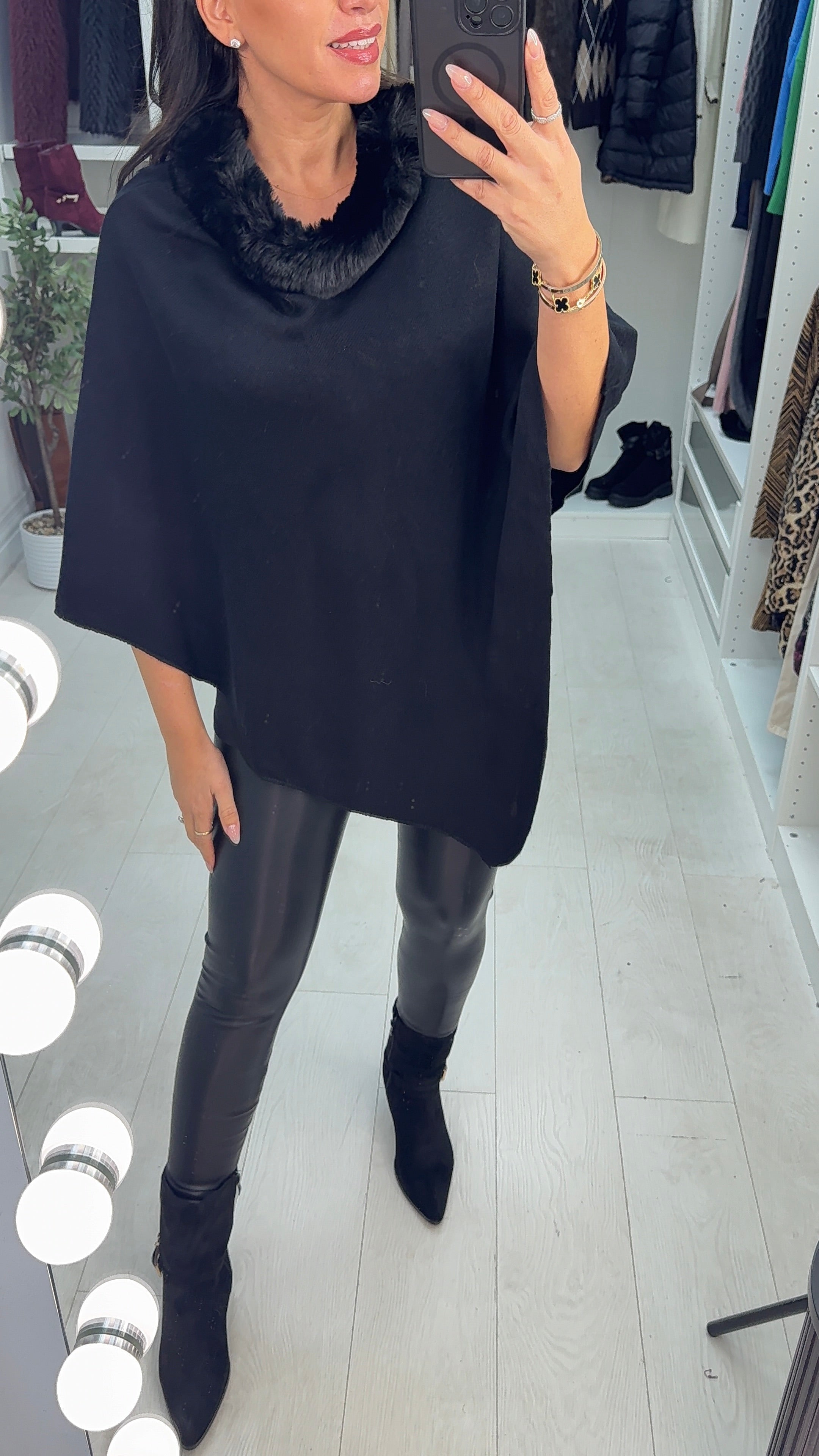 Nataley Plain Faux Fur Neck Knitted Poncho