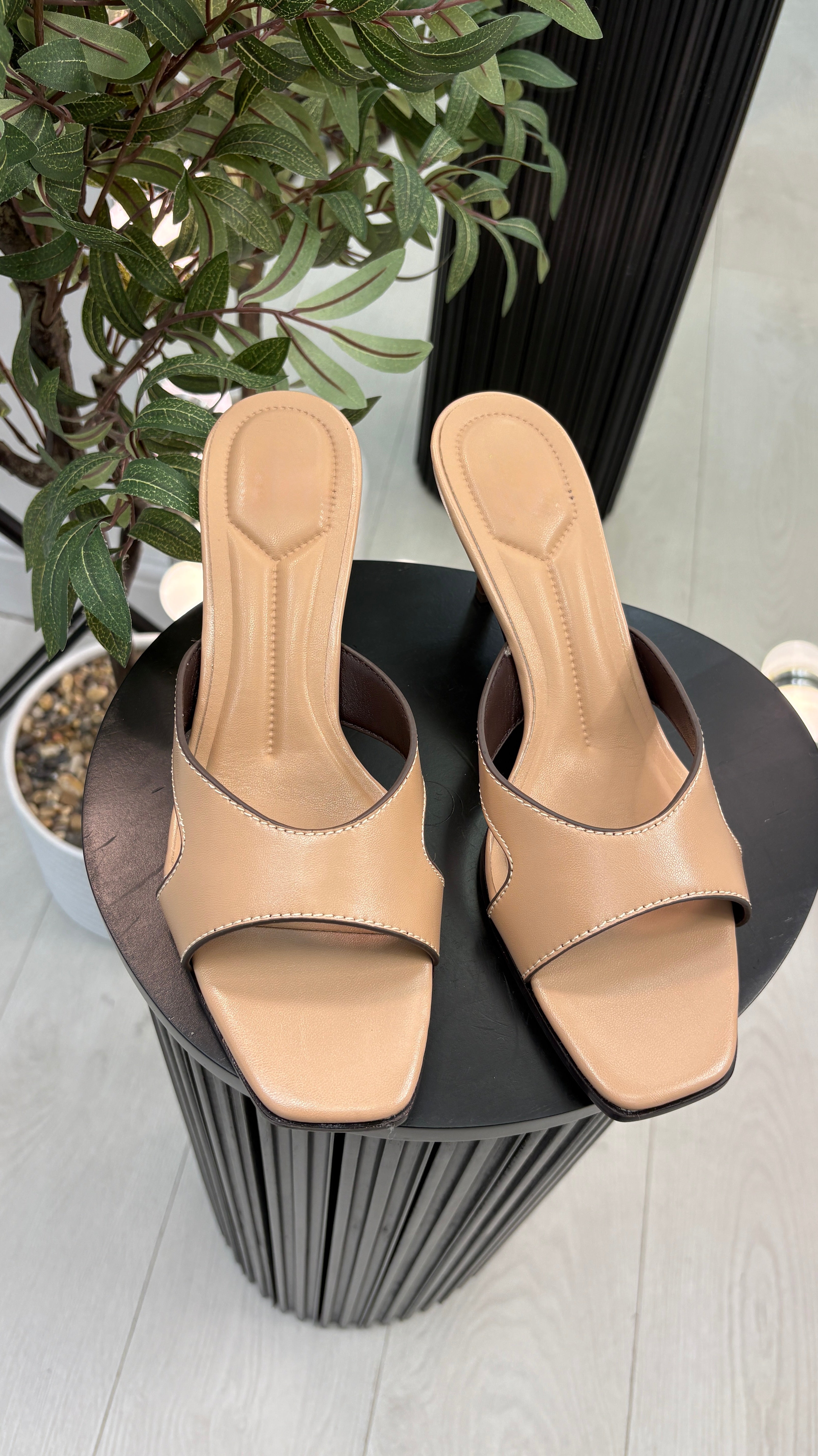 Layla Open Toe Kitten Heel Mules