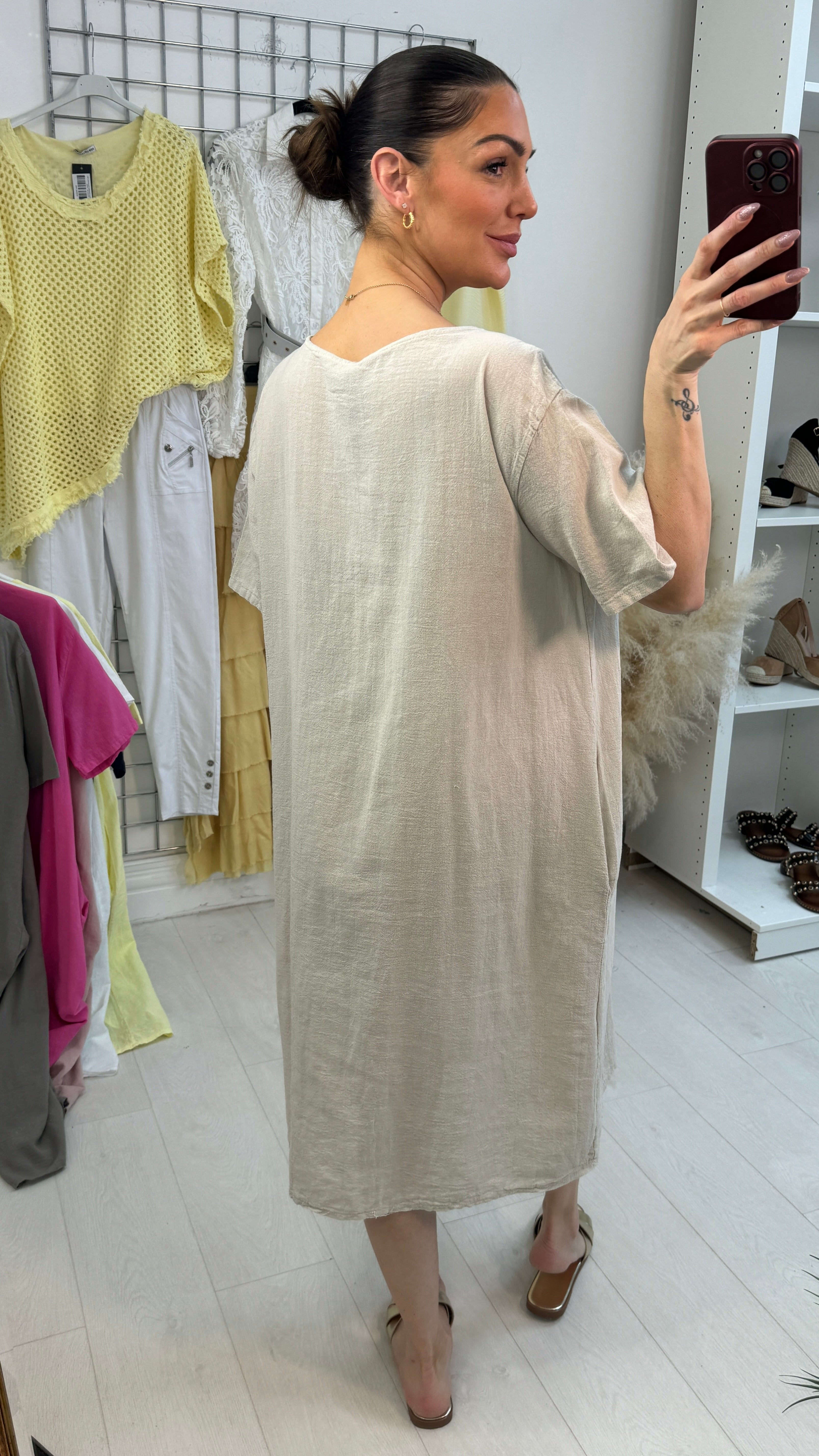 Sareena Plain Button Detailed Loose Fit Midi Dress